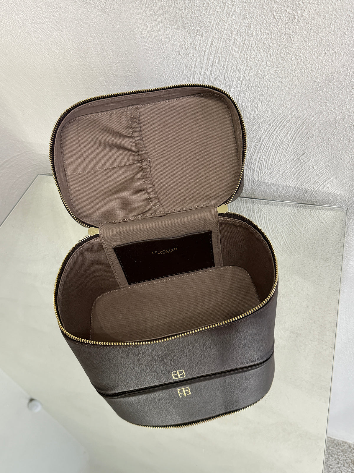 Vanity Case Brown Grain