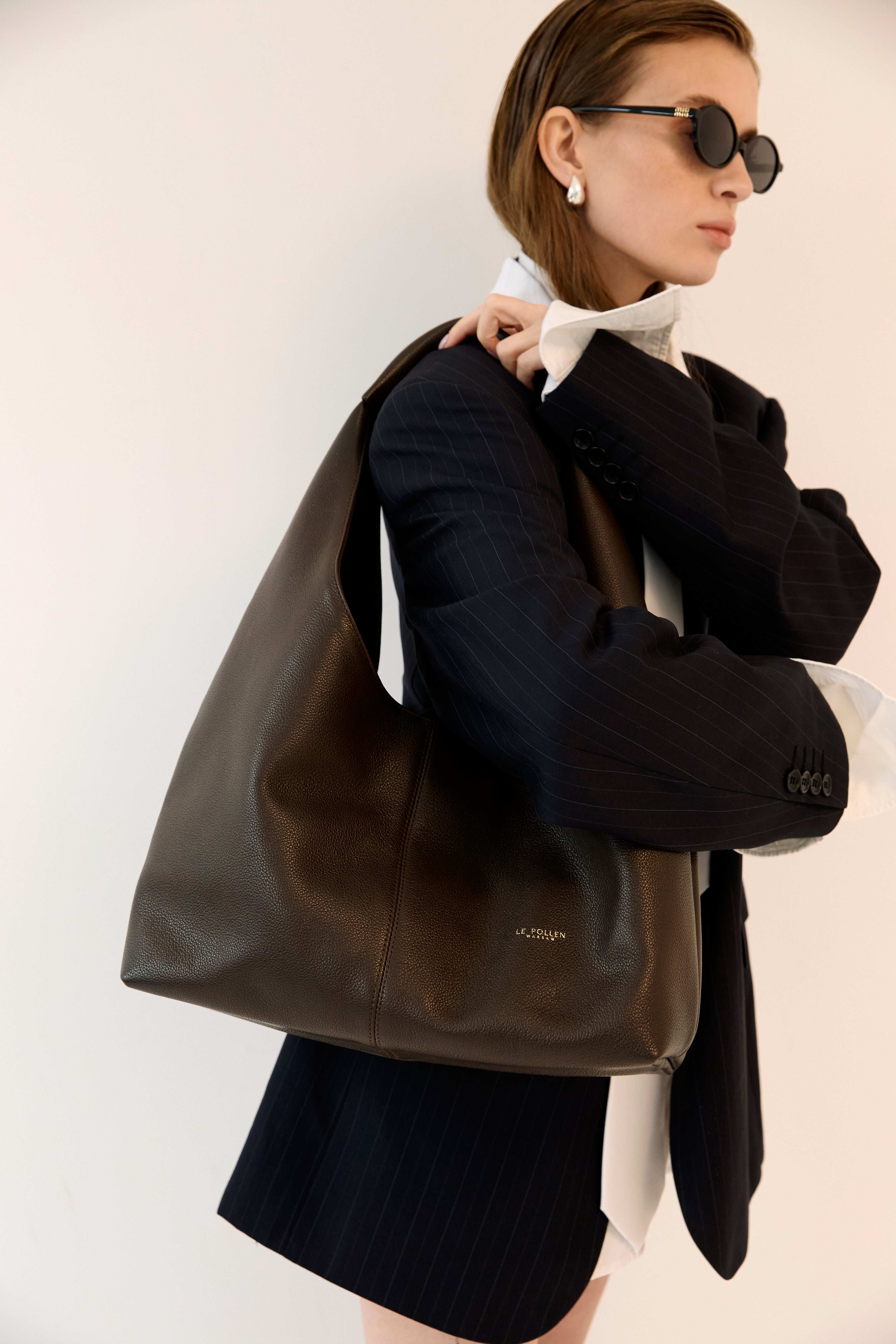 Hobo Dark Brown Grain