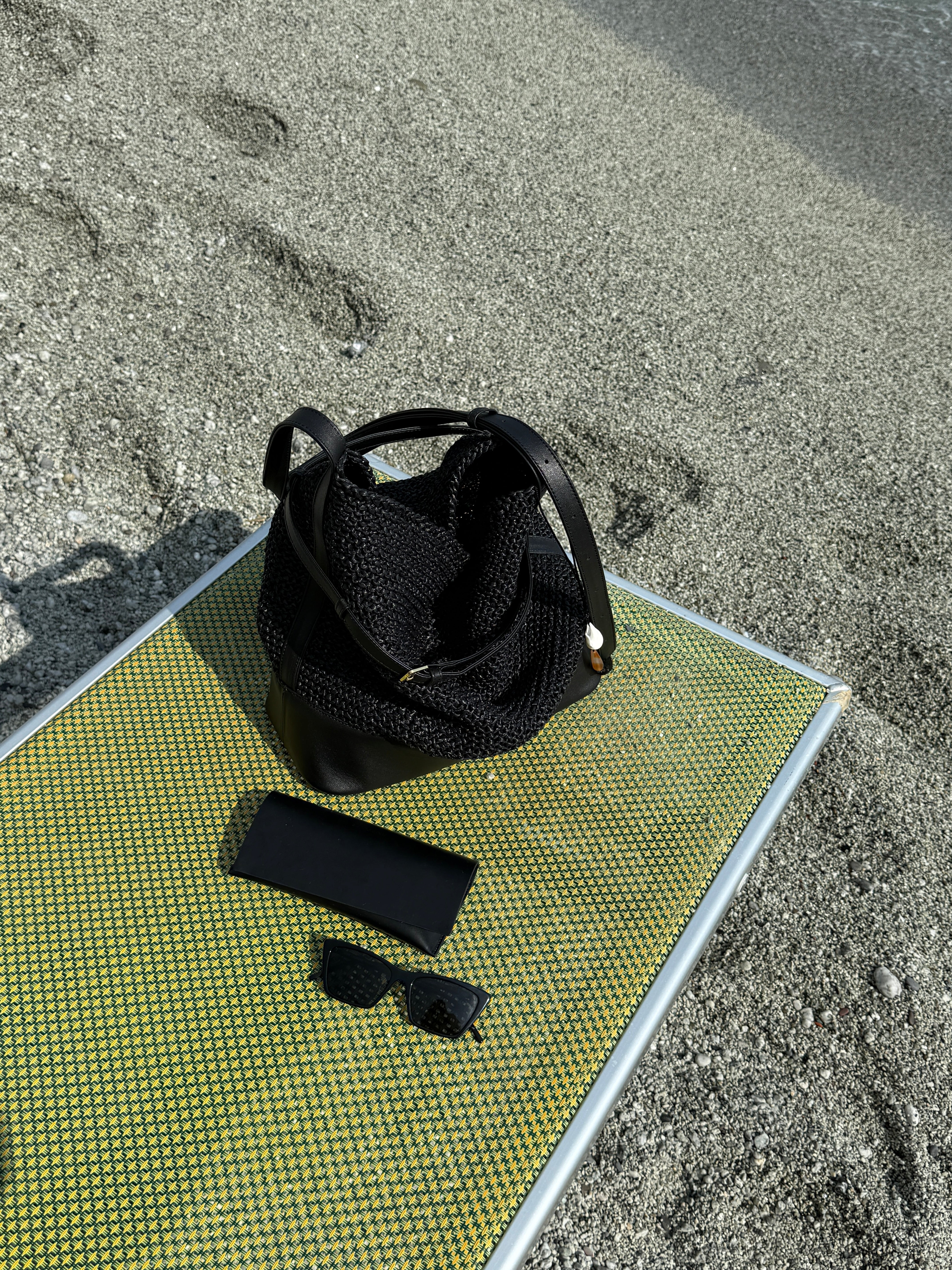 Nubia Black Raffia