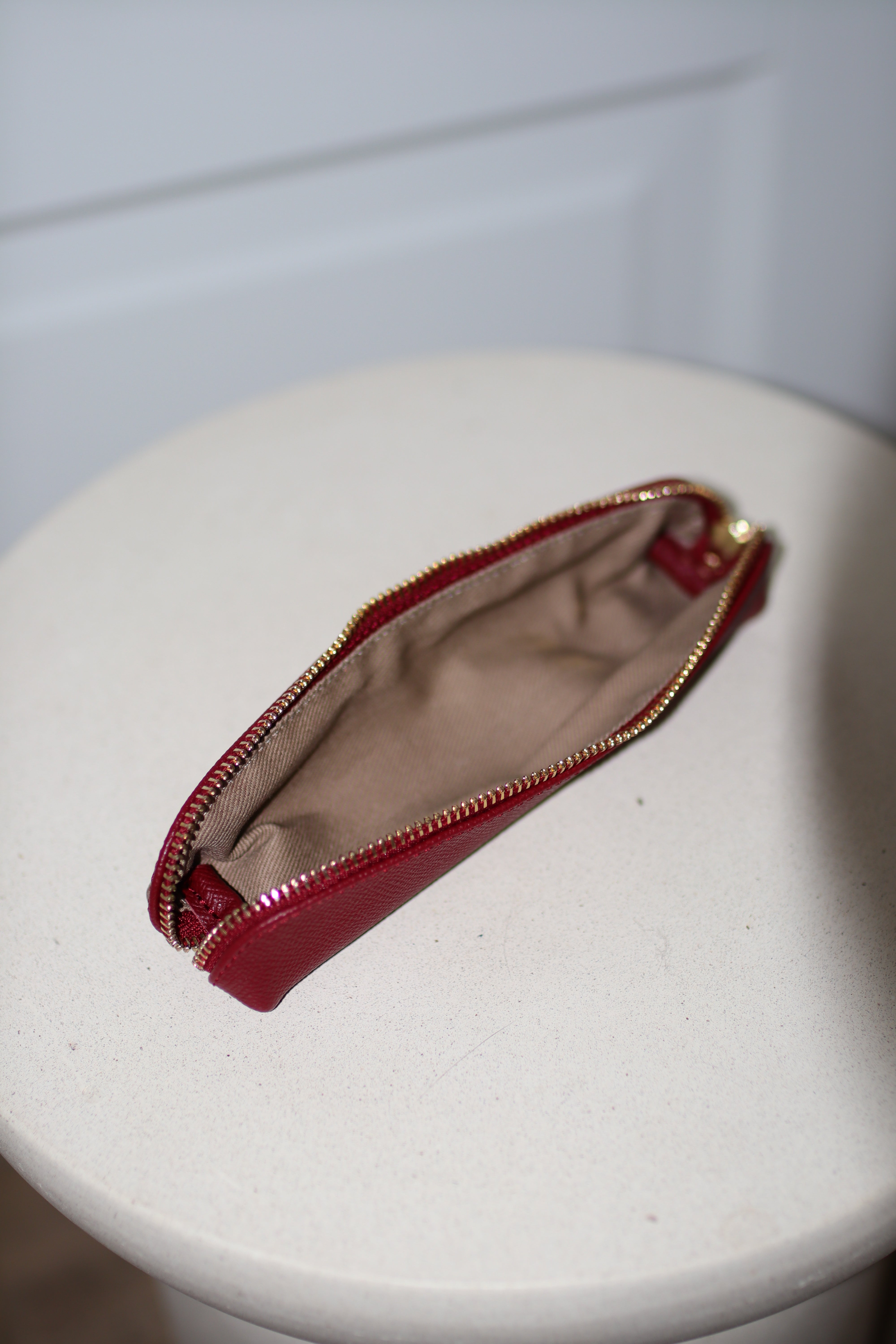 Piórnik Burgundy Alpina