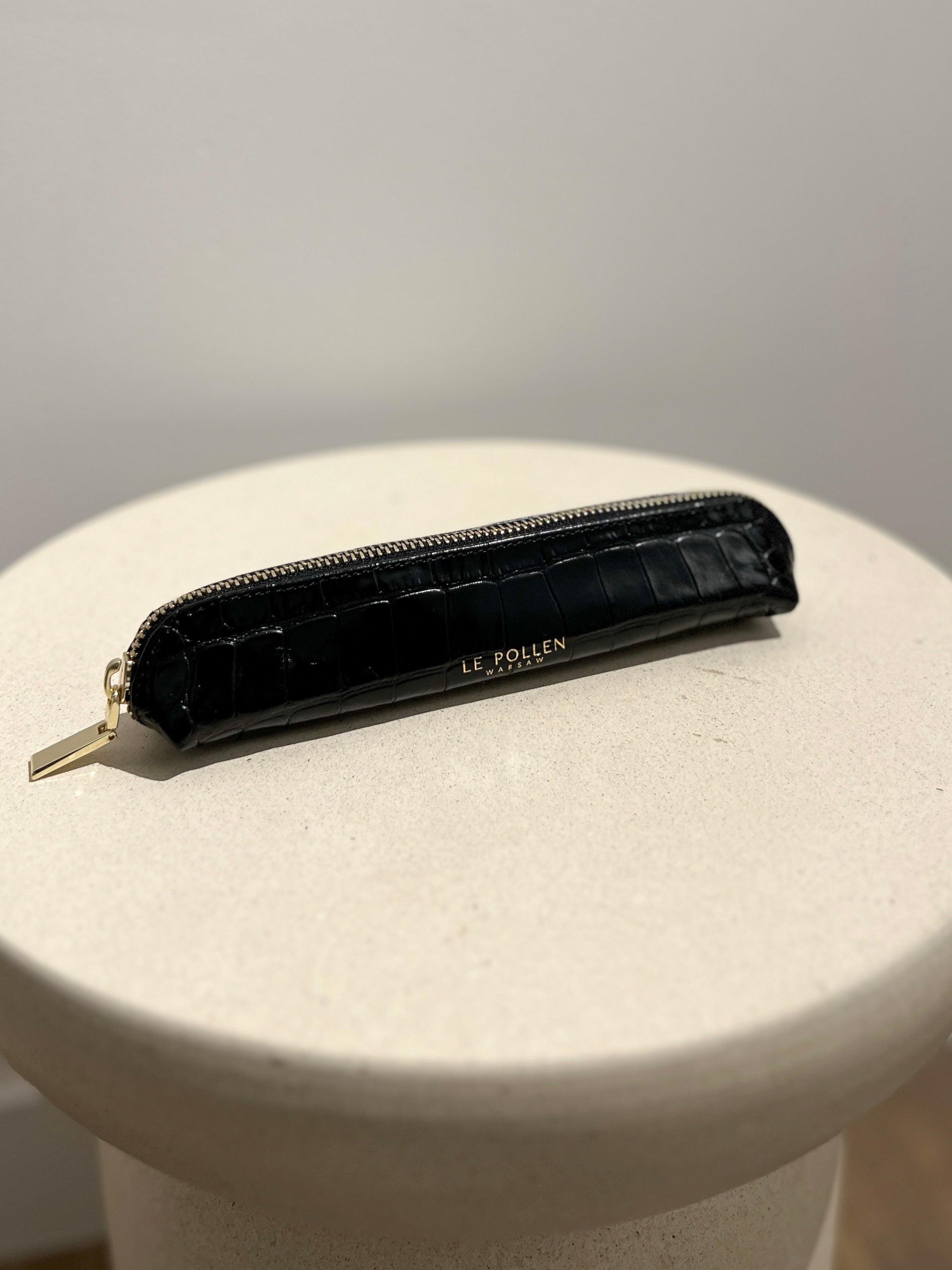 Piórnik Black Croco