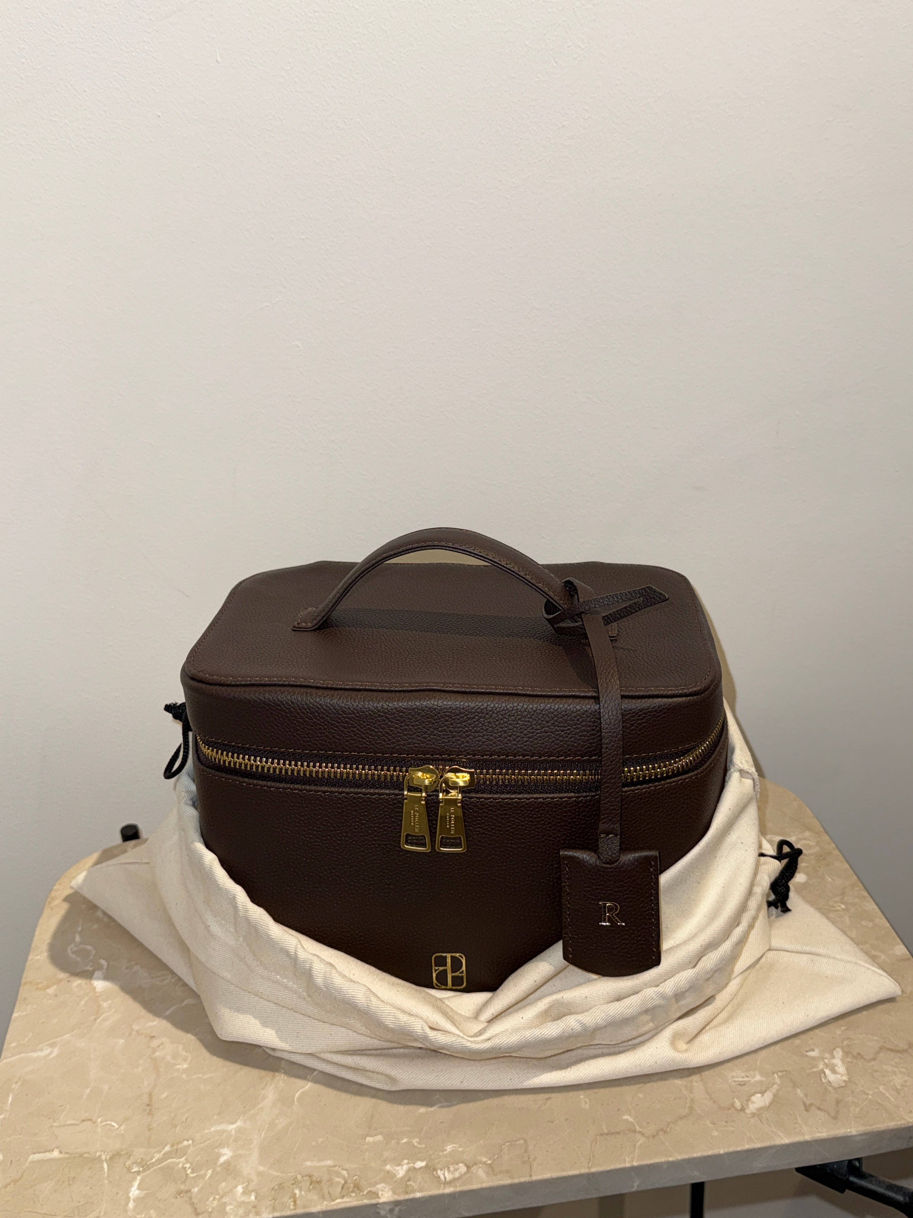 Vanity Case Brown Grain