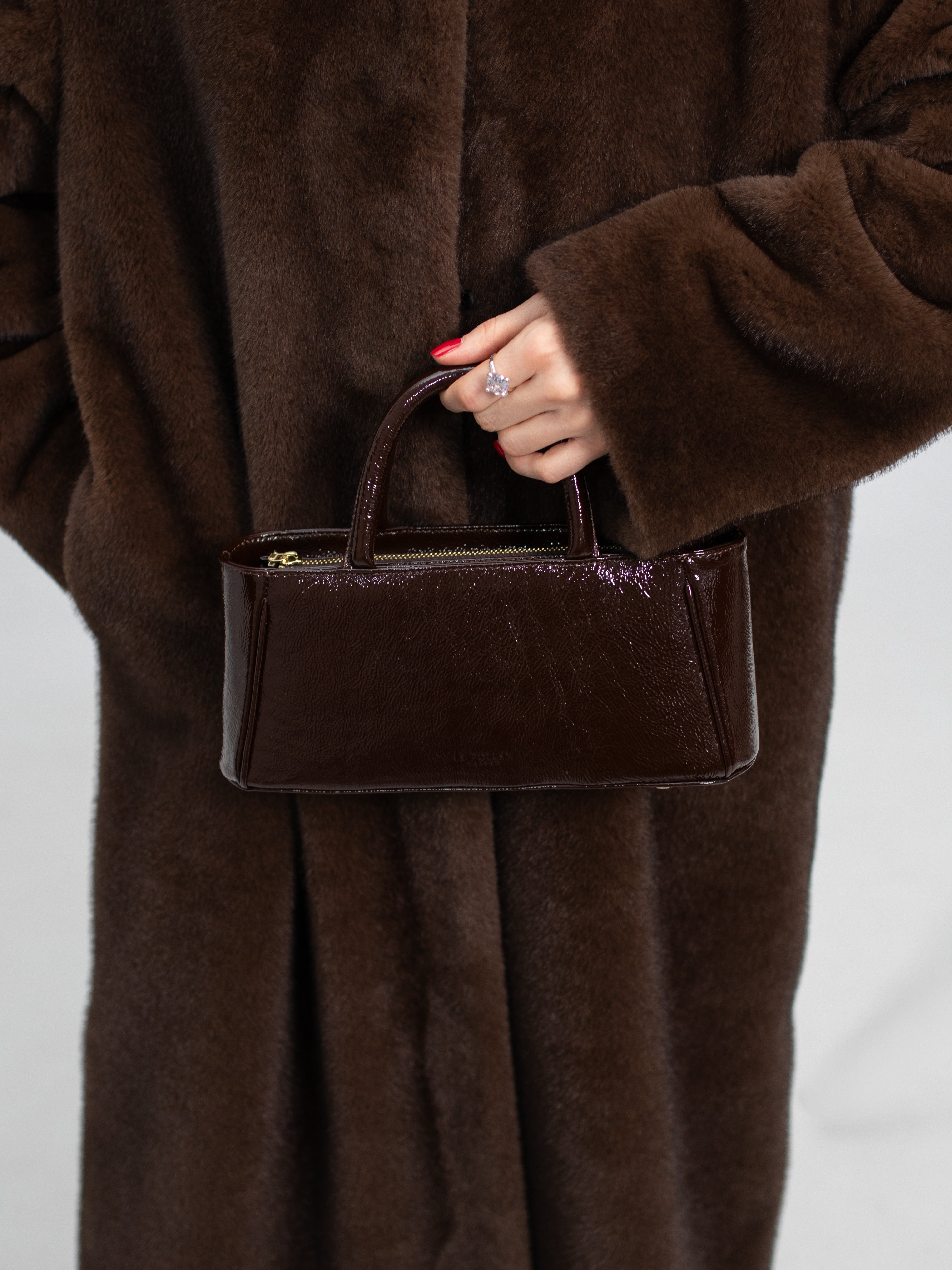 Mia Handbag Brown Patent Leather