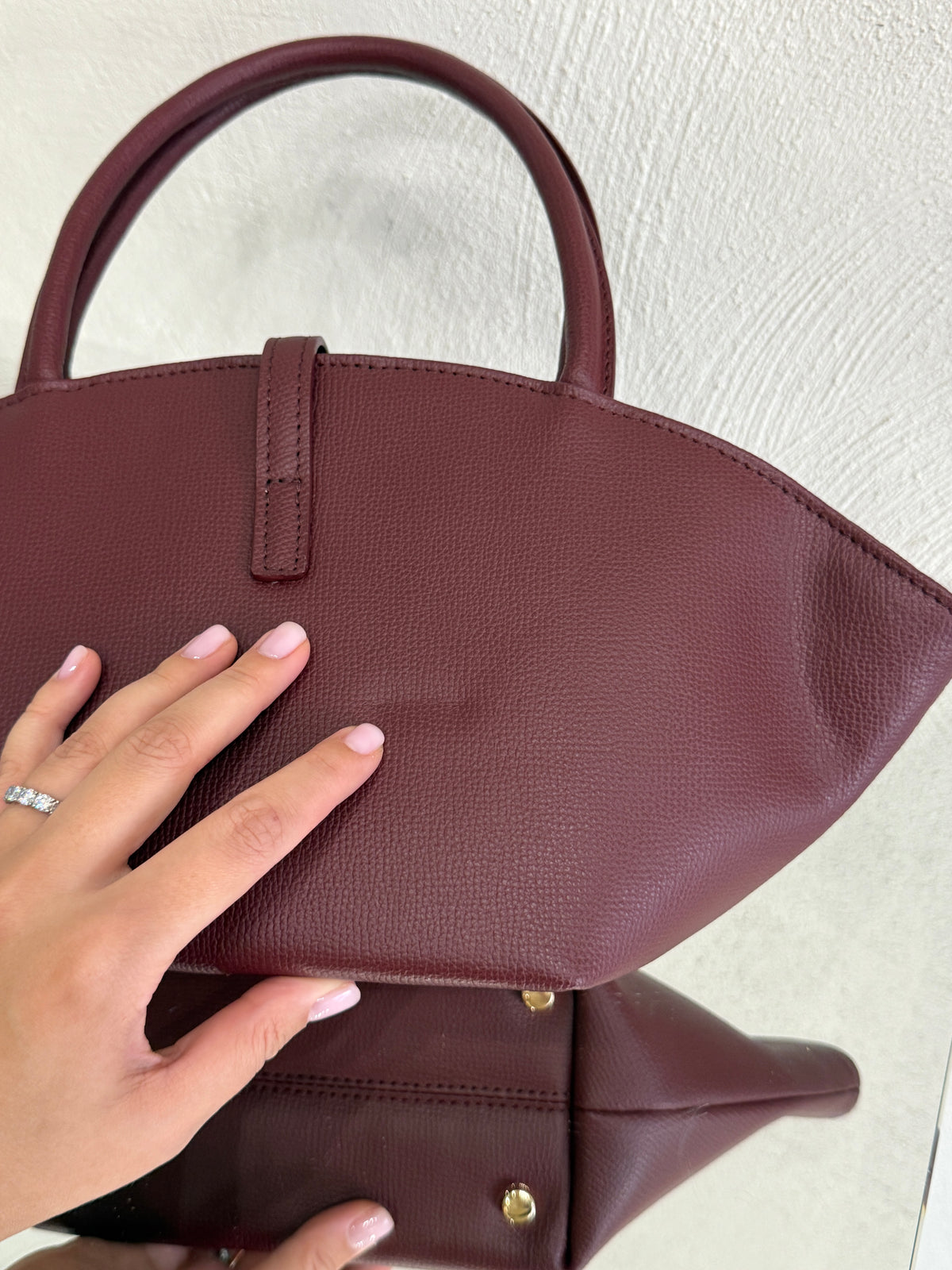 Mini Alva Wine Sample Sale