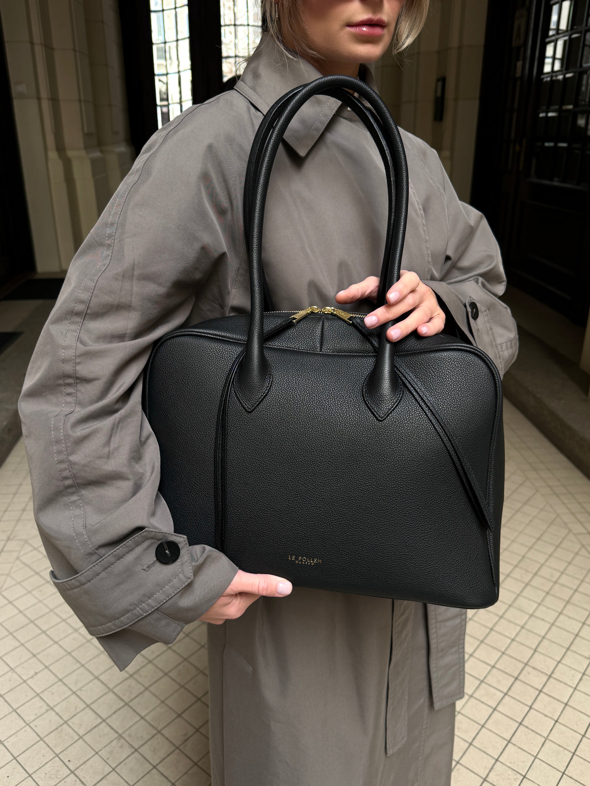 Siera Black Grain