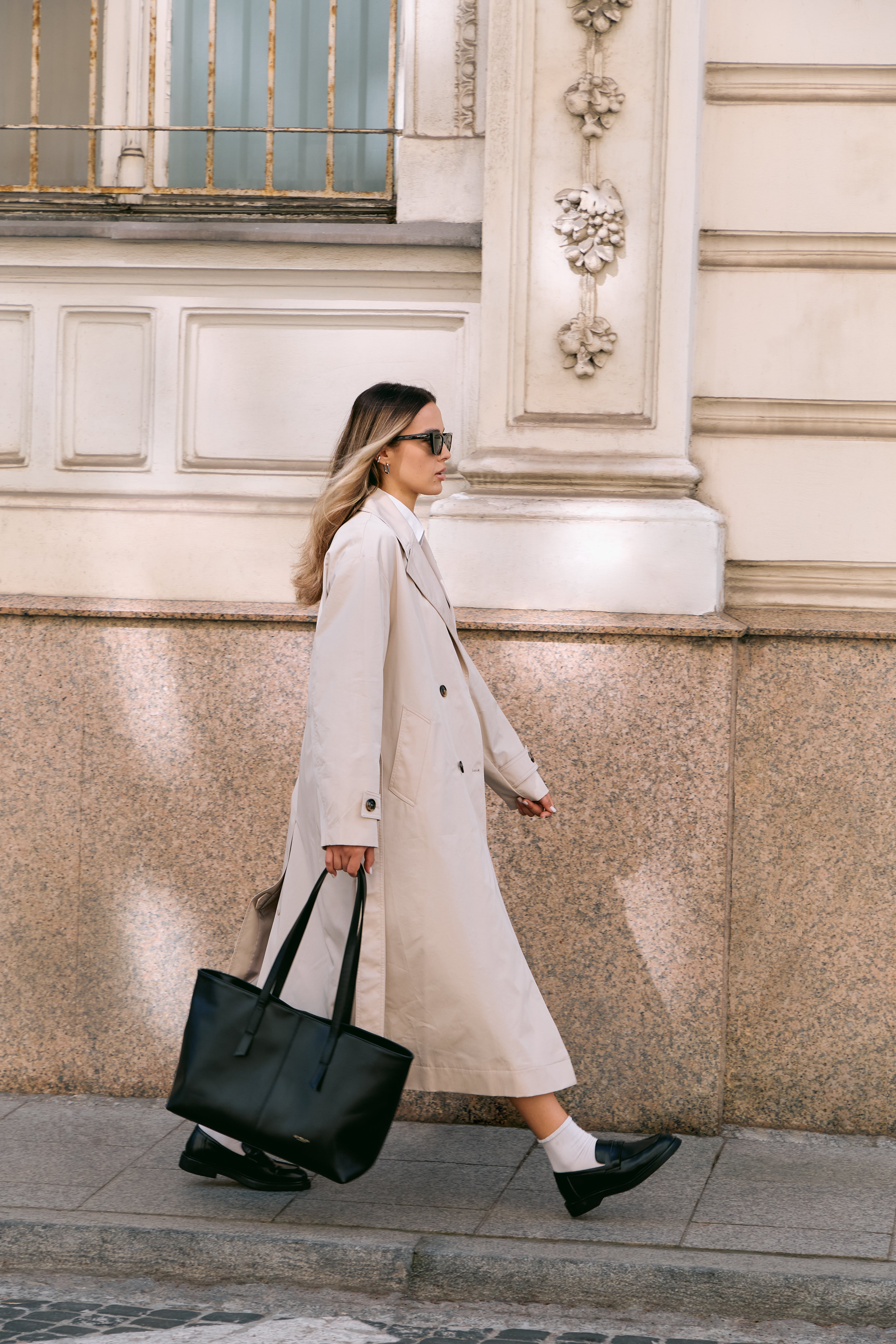 Noam Large Black Nappa