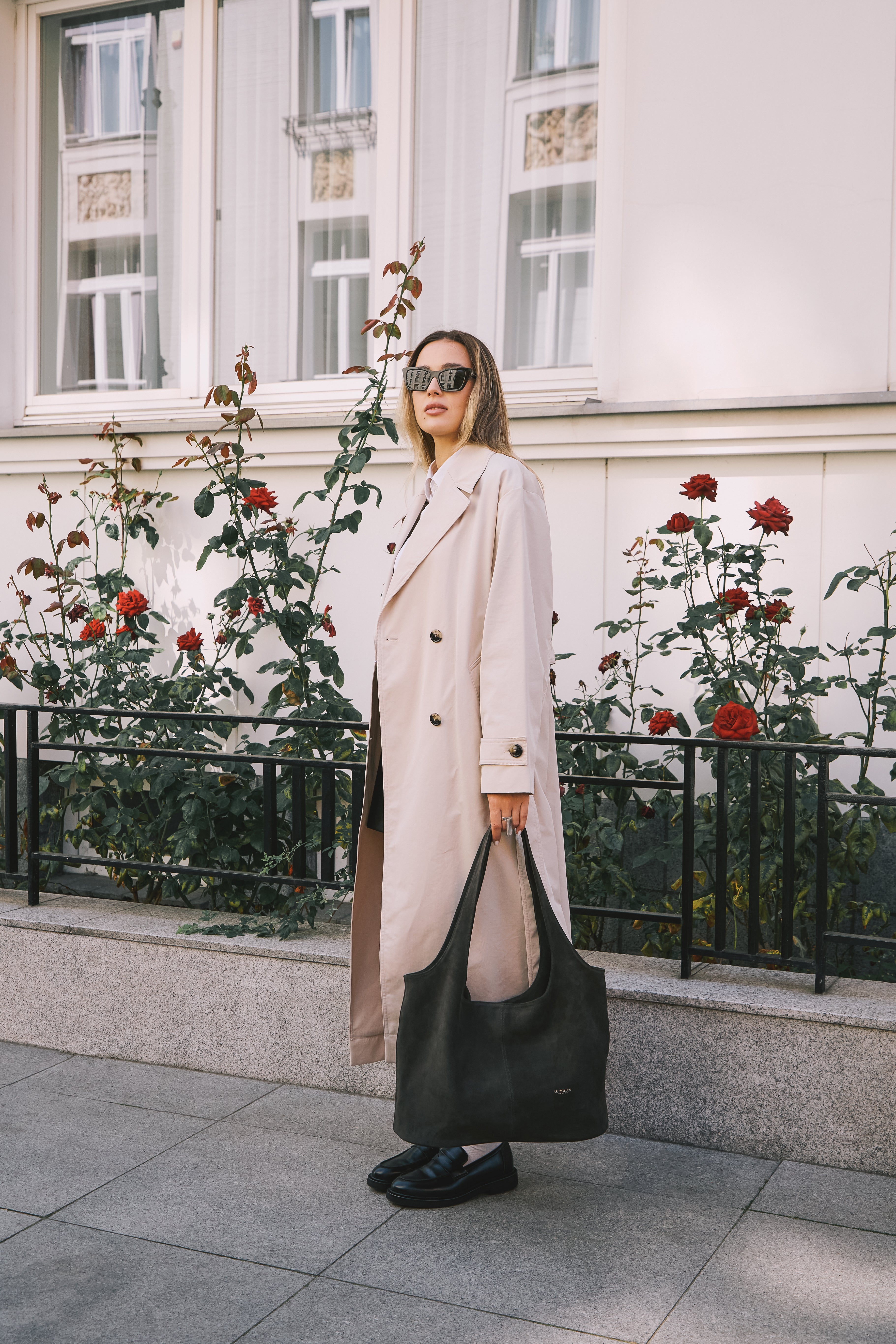 Easy Tote Olive Suede