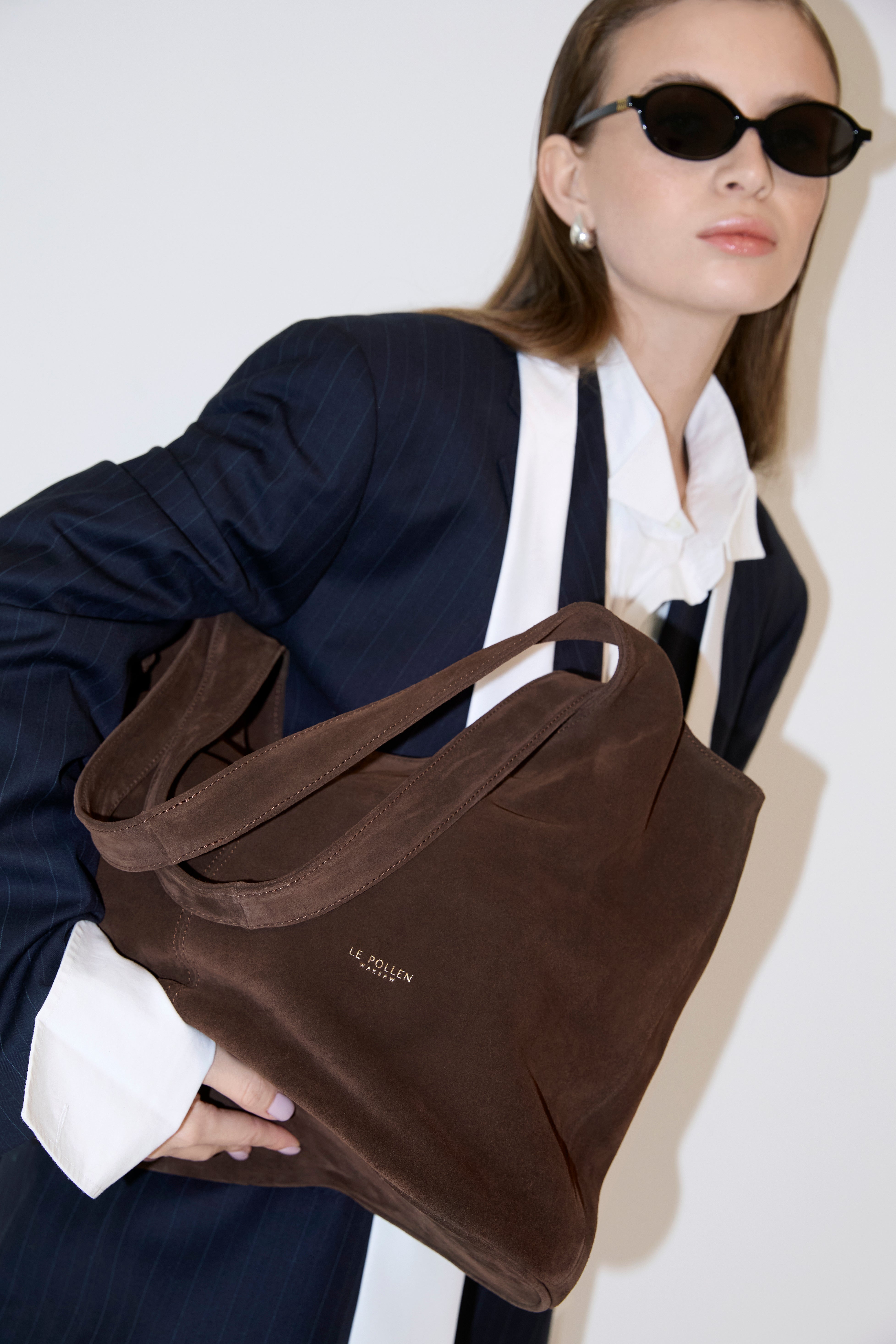 Easy Tote Chocolate Suede