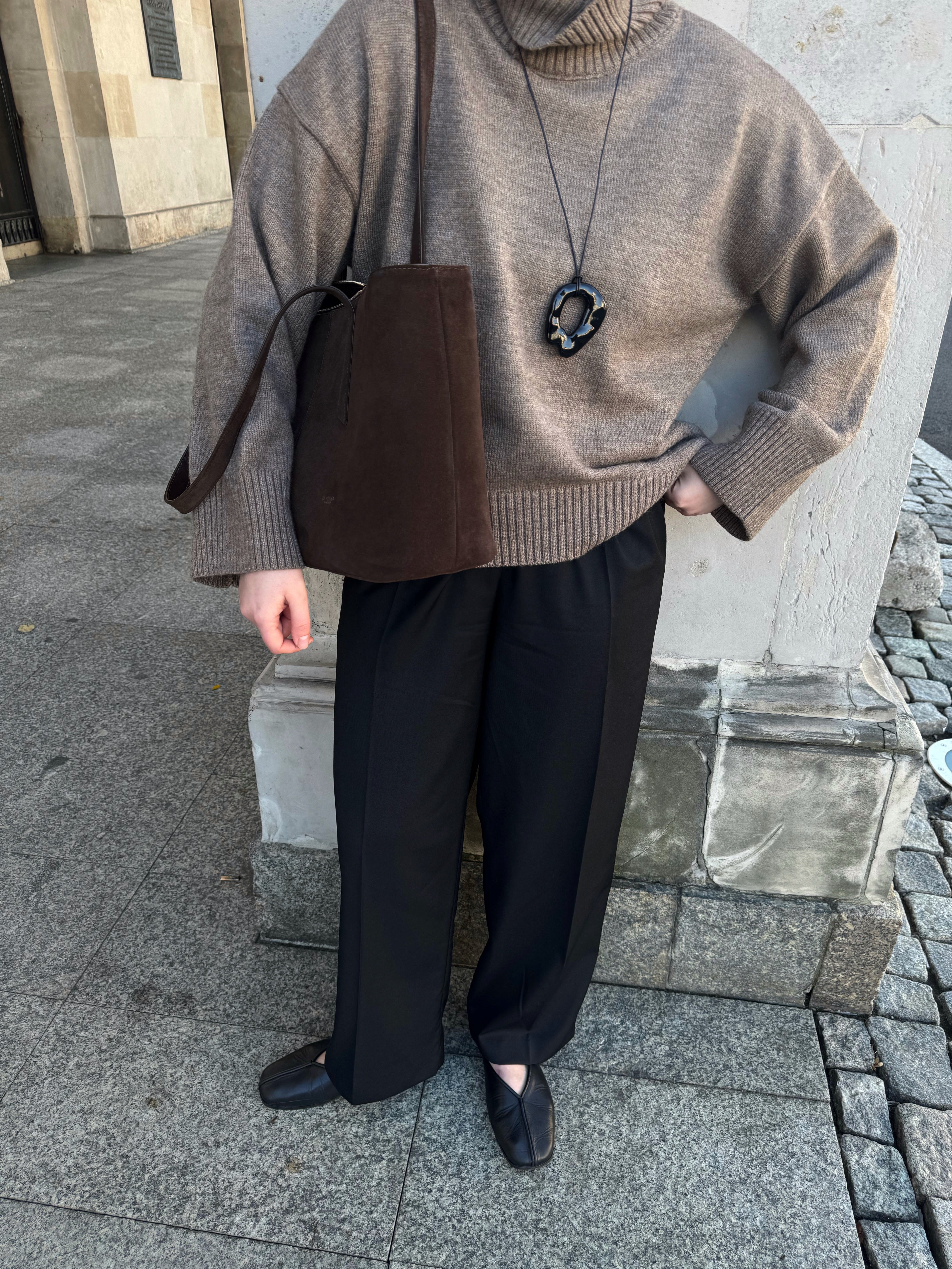 Noam Midi Chocolate Suede