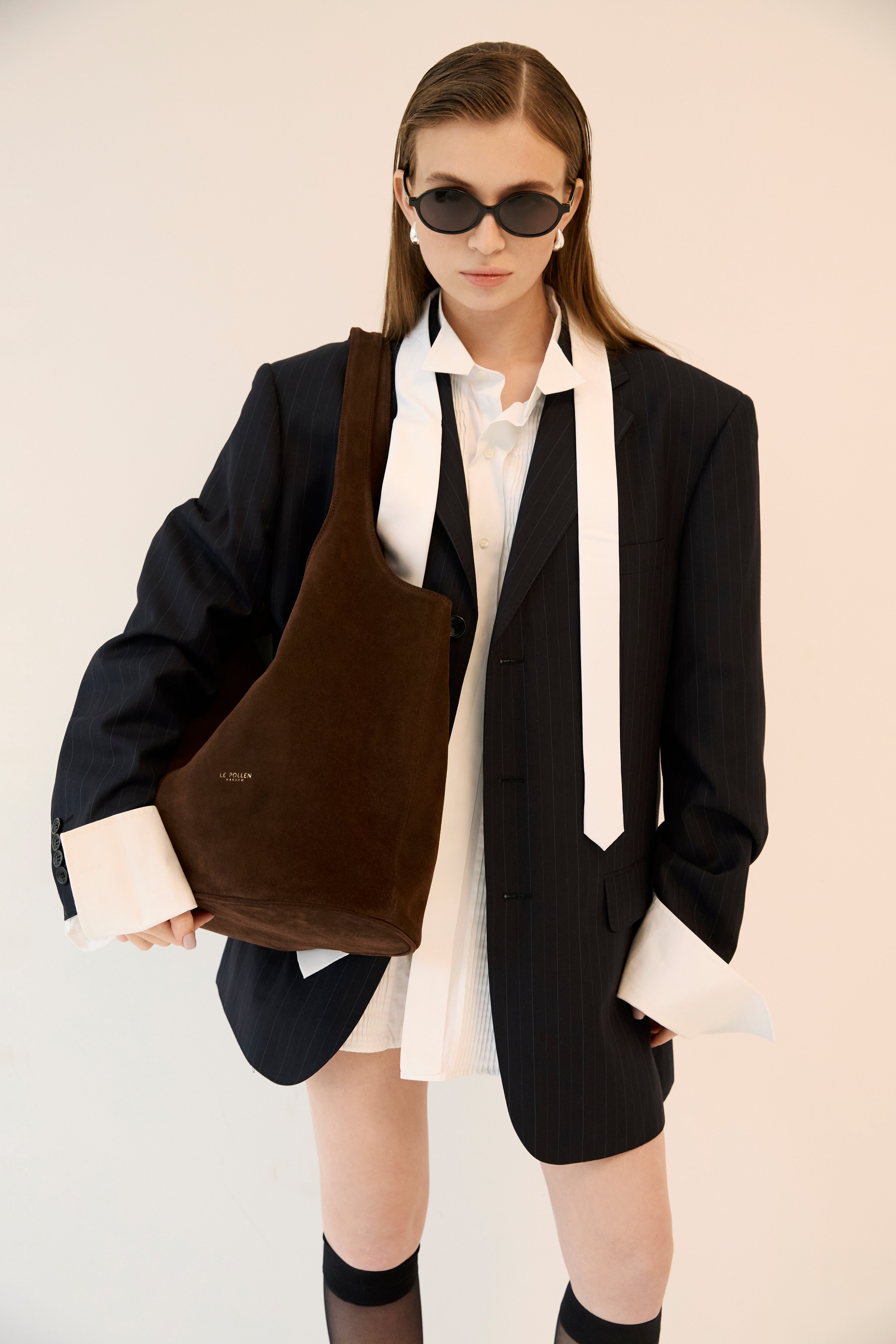 Easy Tote Chocolate Suede